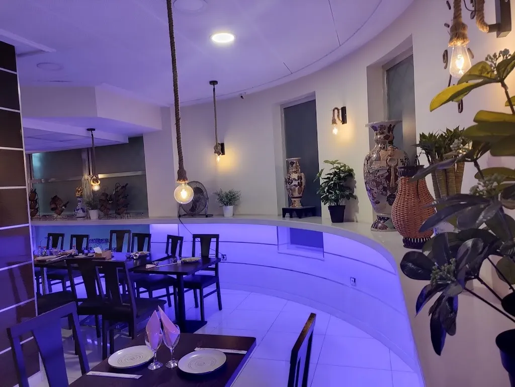 Buffet Sushi Sakura restaurant in Gines