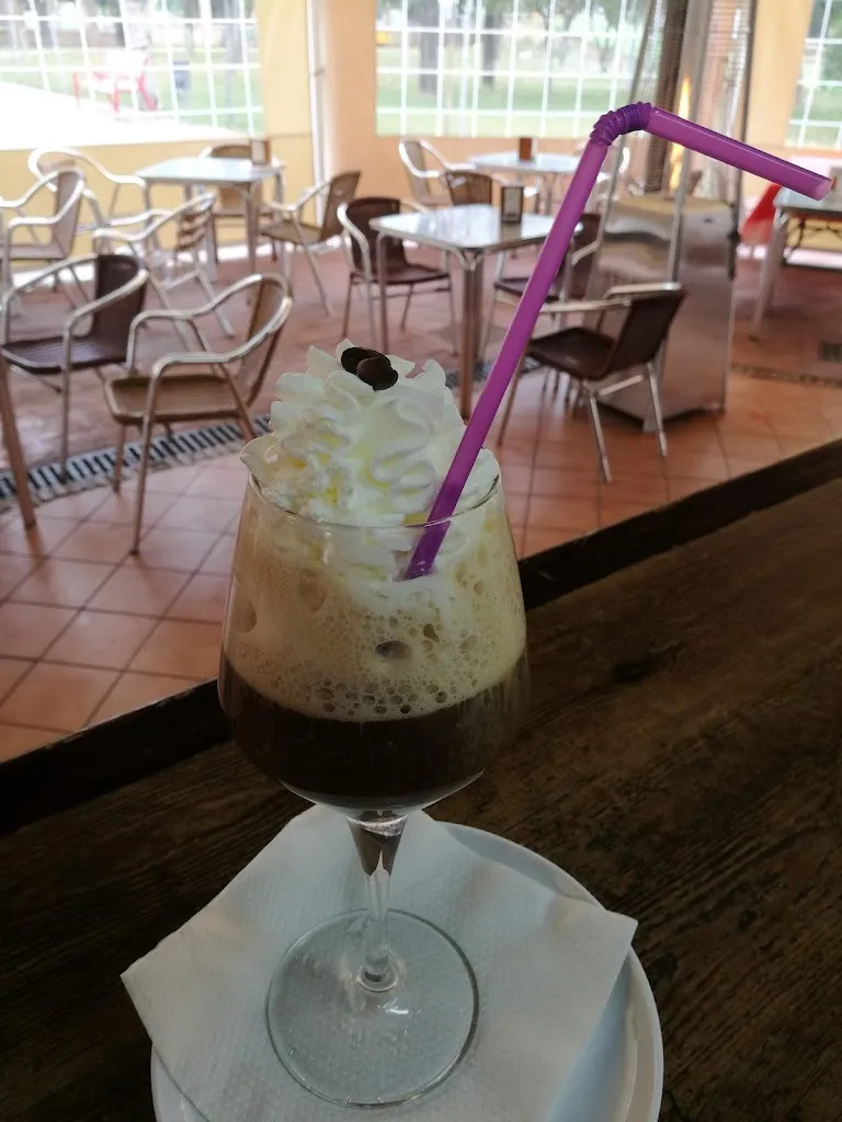 Menu_Bar Parque de los patos Gines_Gines_immagine_6