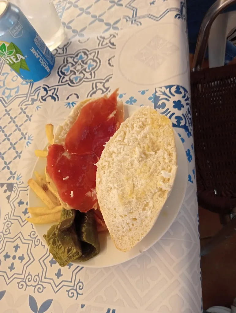 Menu_Bar Parque de los patos Gines_Gines_immagine_9