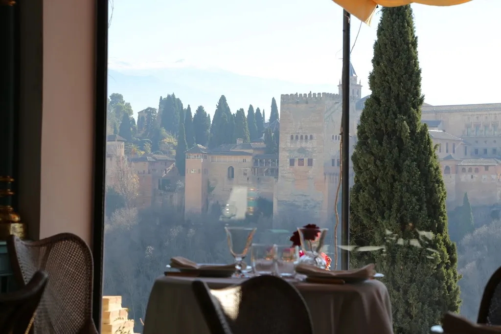 El Huerto de Juan Ranas, La Terraza._Alicún_slider_image_1