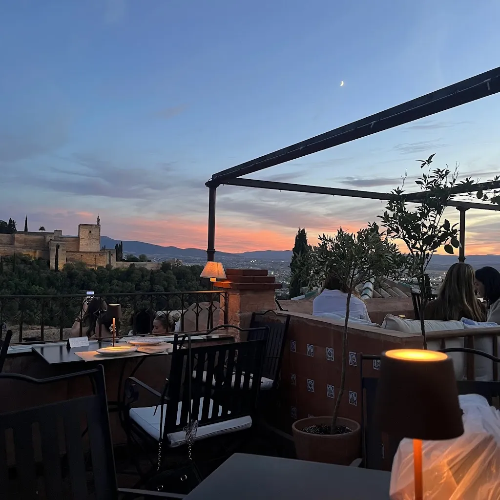 El Huerto de Juan Ranas, La Terraza._Alicún_slider_image_2