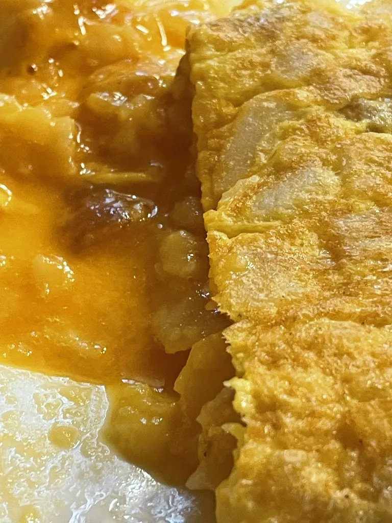 Carmen Quintáns_Casa Tomé. Casa De Las Tortillas_Coirós_review