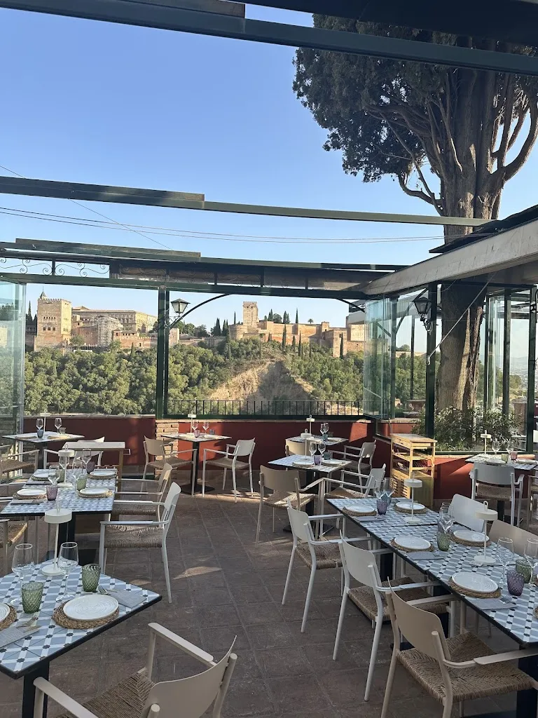 Julia K._Carmen Mirador De Aixa_Alicún_review