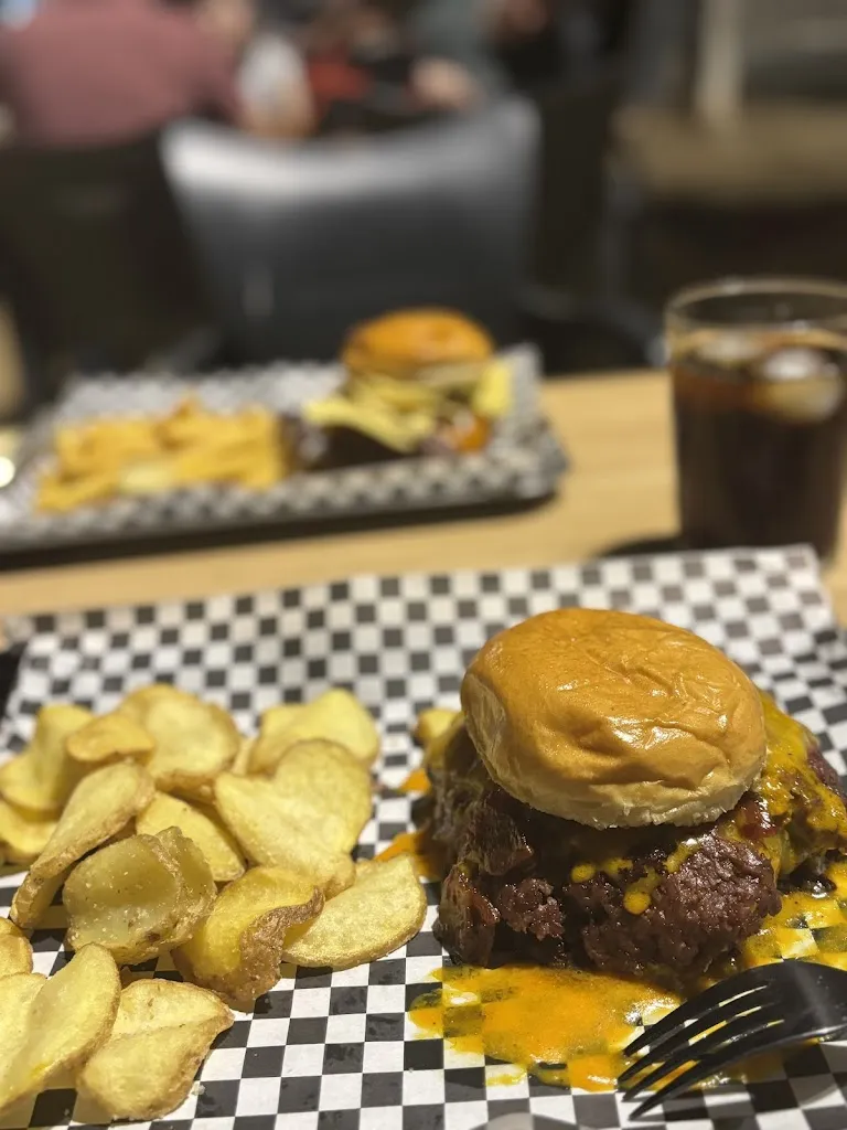 Natalia Carreño_Hamburguesería Malabrigo_Guillena_review