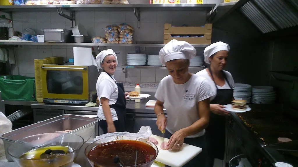 Burguer Ping_Guillena_slider_image_2