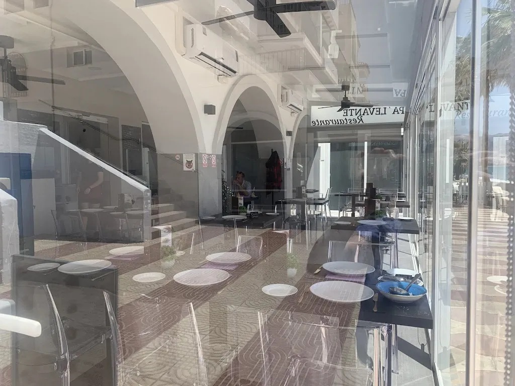 Selma Barreras-Williams_Restaurante PA'LEVANTE_Alicún_review