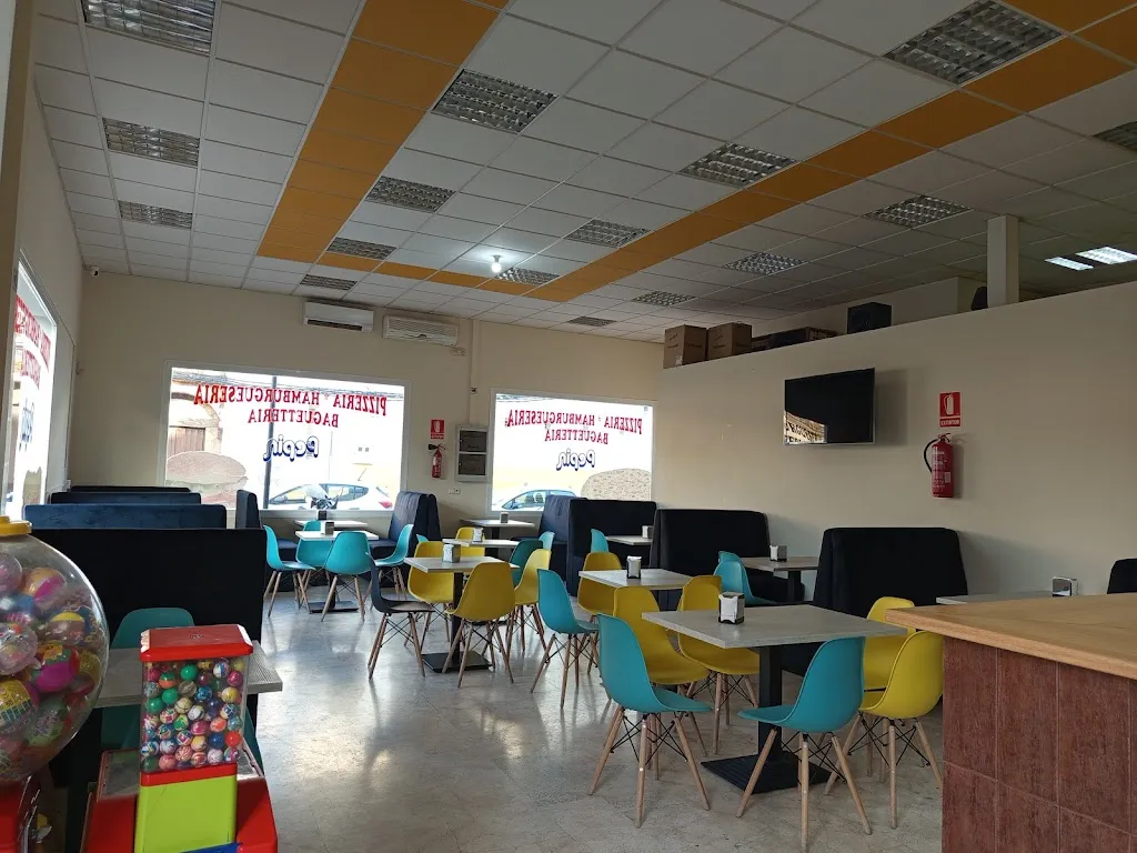 Pizzeria Pepin Guillena restaurant in Guillena
