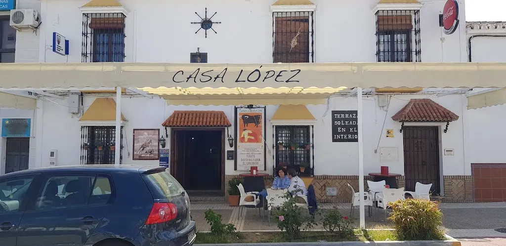 Restaurante Casa Lopez Las Pajanosas restaurant in Guillena