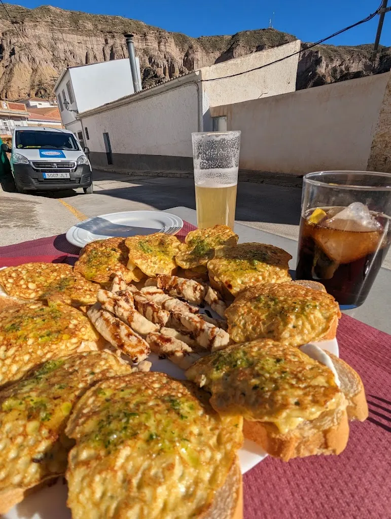 Pär Lindholm_Meson Ilusión_Alicún_review