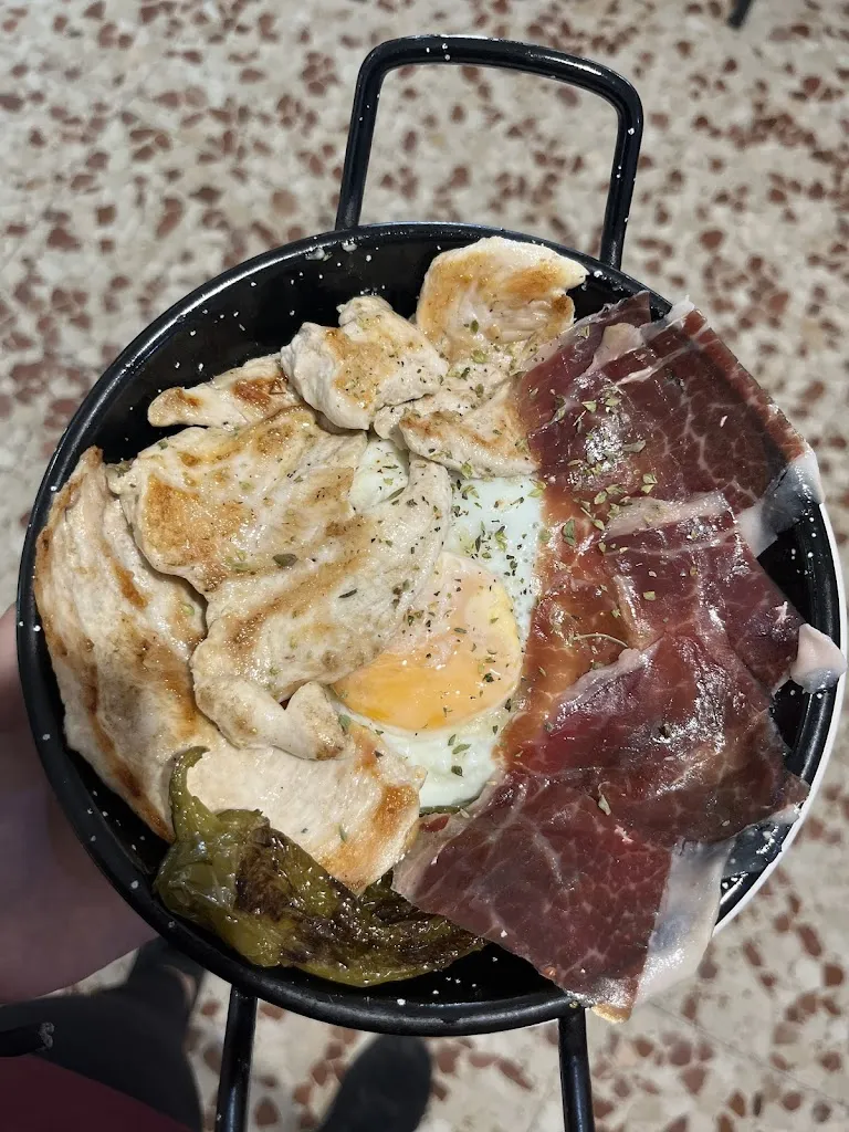 Marinada y vinos_Guillena_slider_image_2