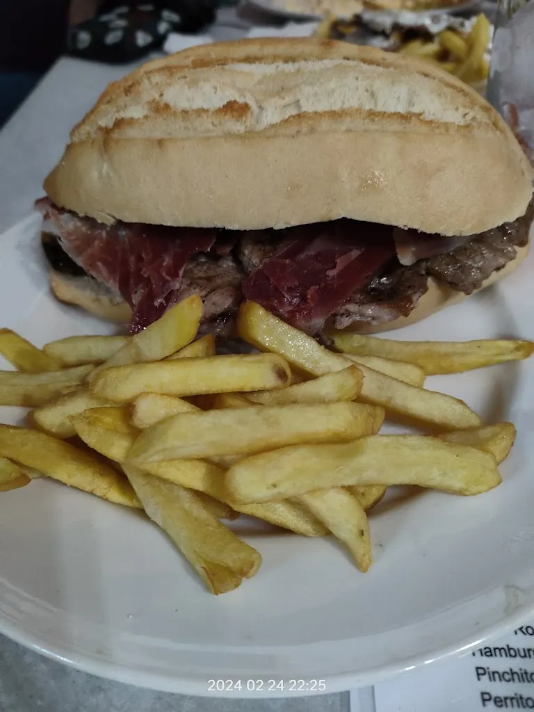 Menu_Peña sevillista_Huévar del Aljarafe_image_1