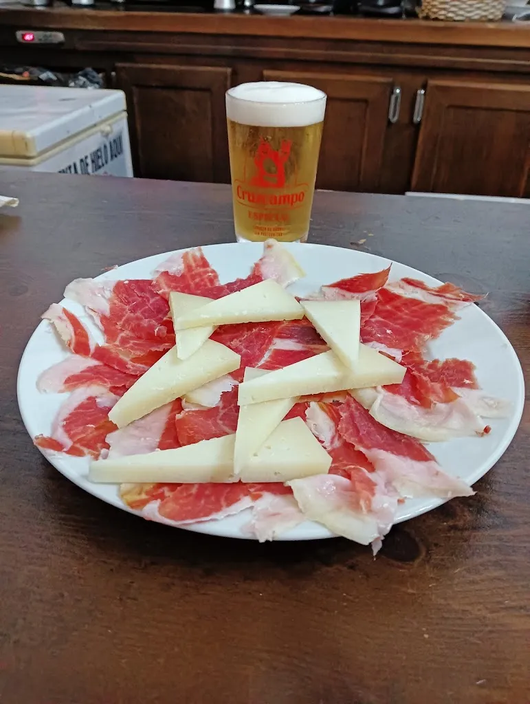 Menu_Peña sevillista_Huévar del Aljarafe_image_8