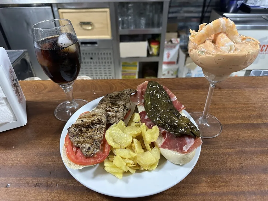 Bar La Plaza restaurant in Huévar del Aljarafe