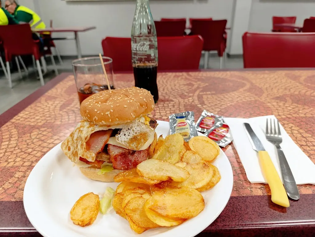 Cafetería Restaurante Del Mercadona De Huevar_Huévar del Aljarafe_slider_image_3