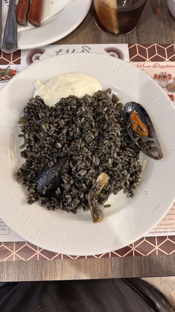 Kennedy Martinez_Taberna Andaluza La Isla del Sur_Isla Mayor_review