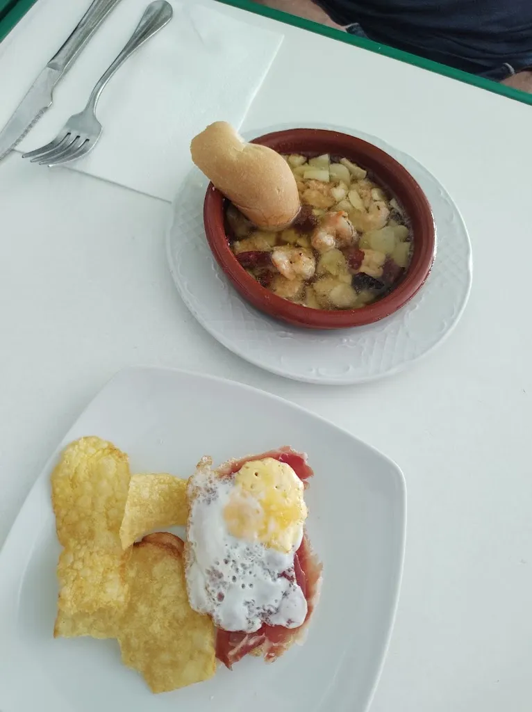 Menu_Peña Bética Roberto Rios Comidas_Lantejuela La_image_8