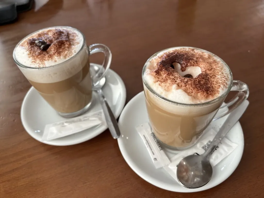 Cé_Bar-Cafetería Albanta_Lantejuela La_review