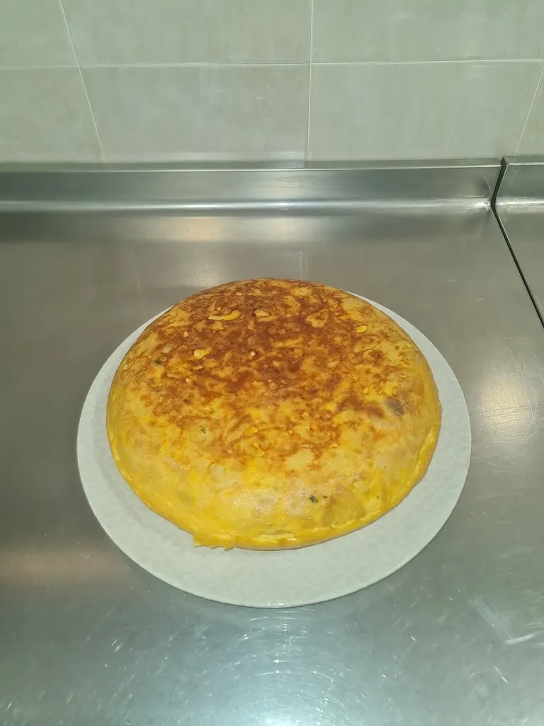 Bar-Cafetería Albanta_Lantejuela La_slider_image_2