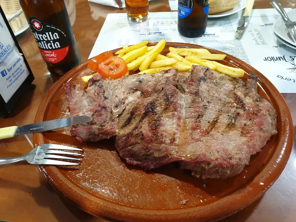 Bar Cafetería Heladería Corrales restaurant in Lantejuela La