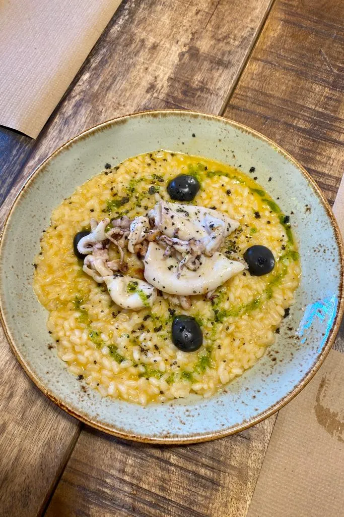 Cantina Kulinaria_Lantejuela La_slider_image_3