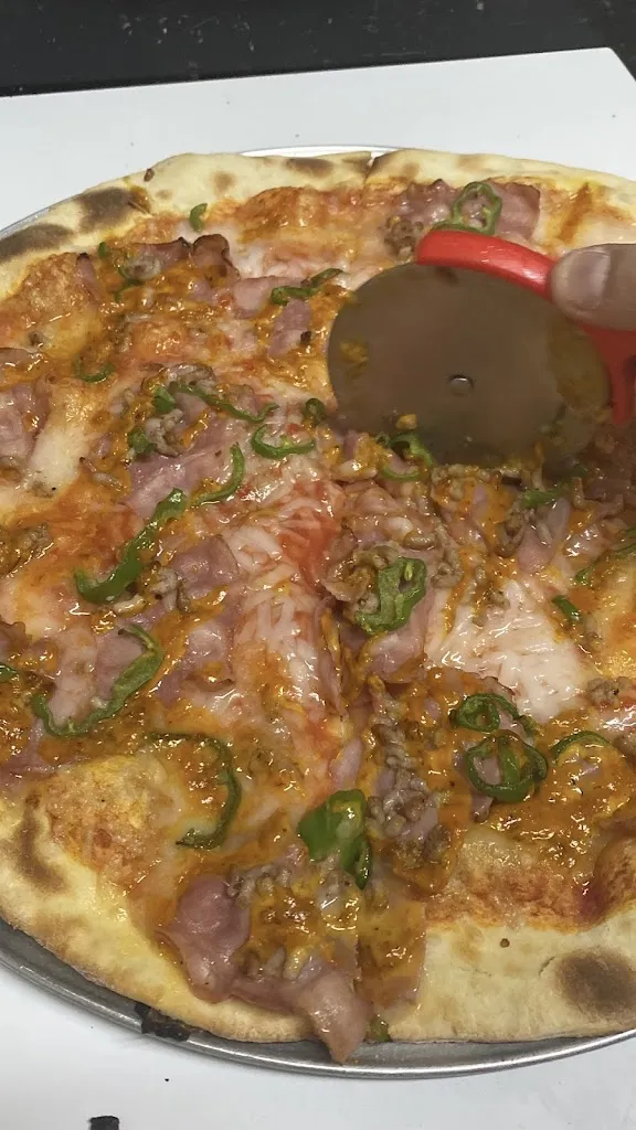 Coco Pizzas_Lantejuela La_slider_image_3