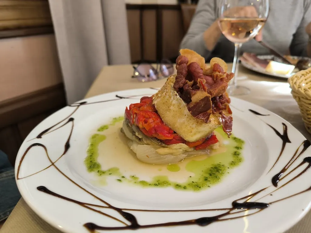 Simon Milton_La Casita de Papel_Alicún_review