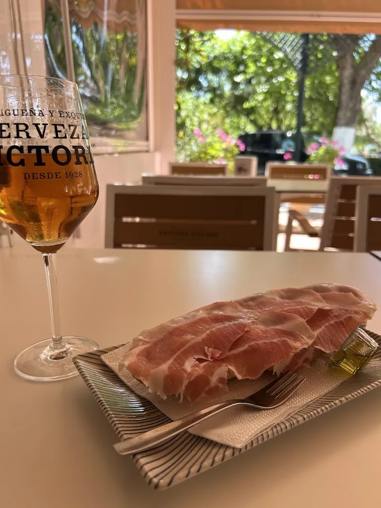 Hans Lind_La Casita de Papel_Alicún_review