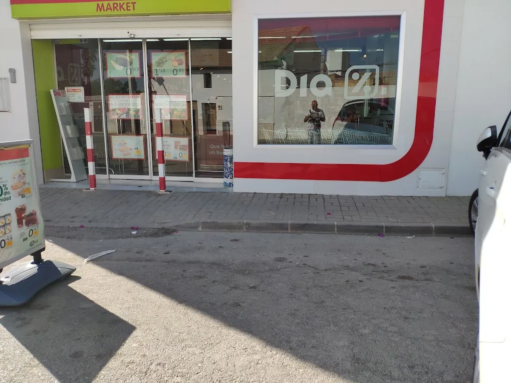 david Pelaez Carrillo_Supermercados Dia_Lantejuela La_review