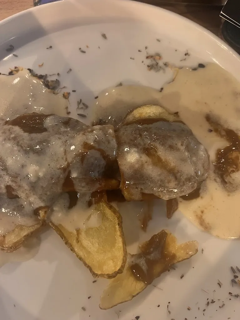 Nicola Balmain_El Casino de Lebrija Gastrobar_Lebrija_review