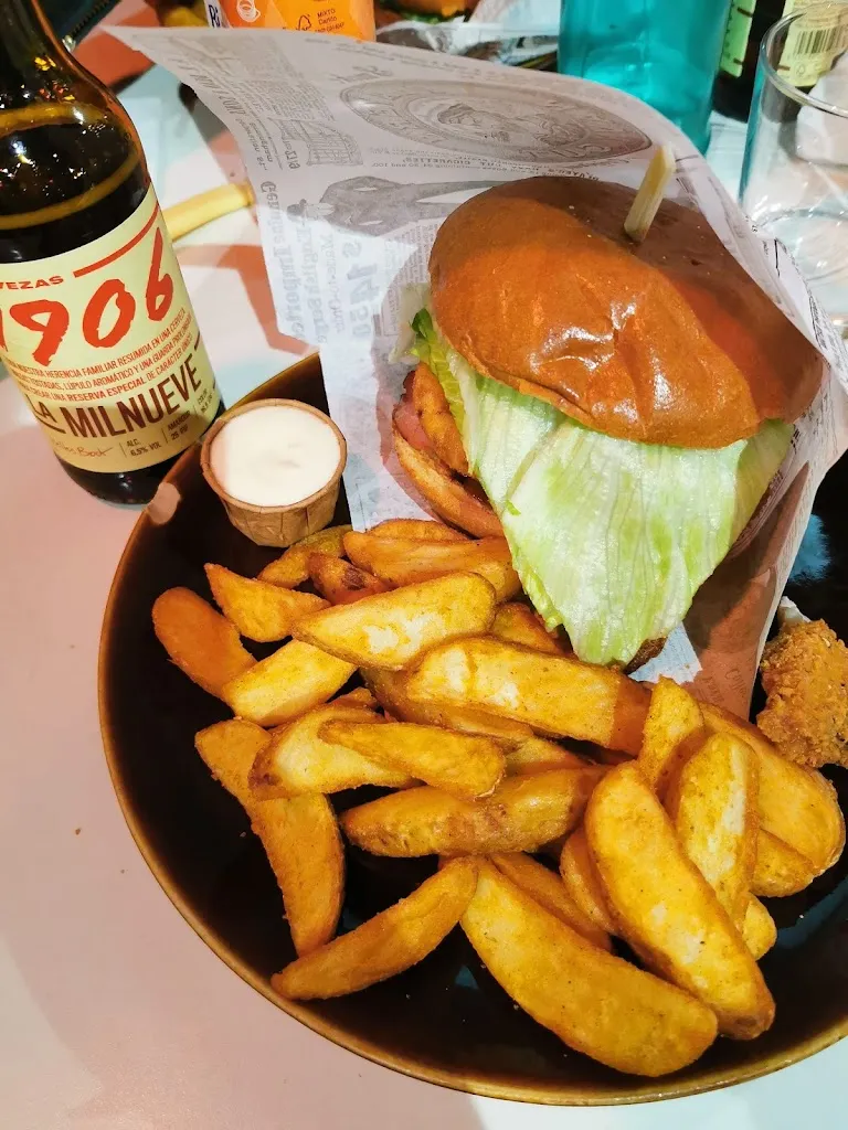 victor manuel ramos cid_Bulevar Grill_Lebrija_review