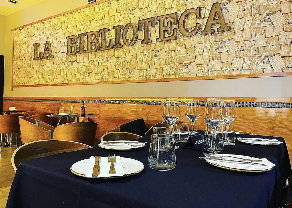 Bar Restaurante La Biblioteca_Lebrija_slider_image_1