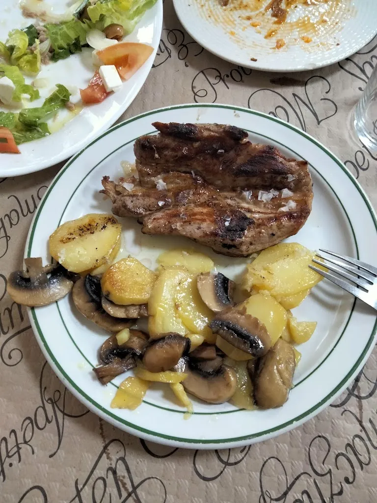 Noe Fdez_Restaurante Asador Buenos Ratos_Berja_review