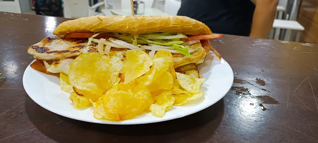 bar cafetería the fito restaurant in Lebrija