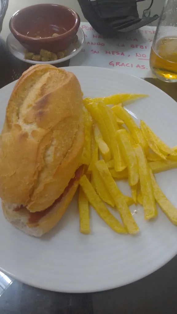 Ivan Sánchez Vazquez_Bar Restaurante El Mellizo_Lebrija_review