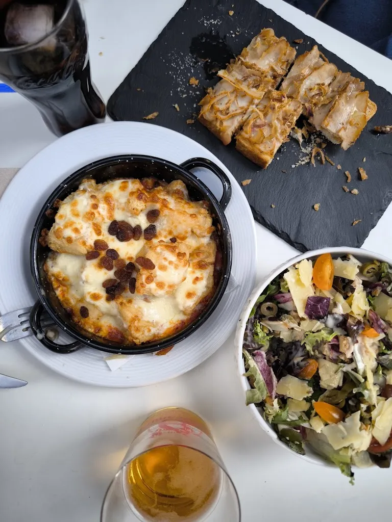 Antonio Javier López Castillo_Taberna TRIANA - Catering OSUNA_Lora del Río_review