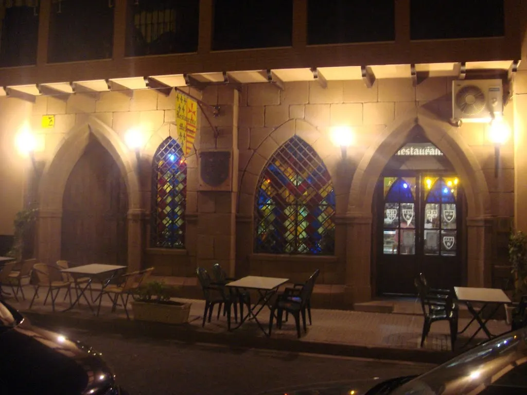 Restaurante Medieval_Lora del Río_slider_image_1