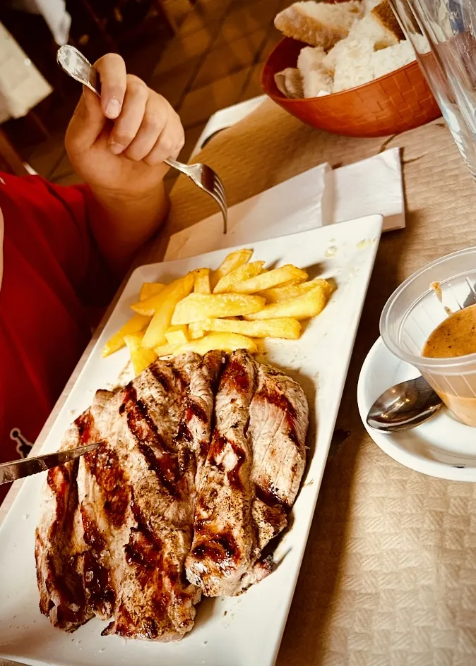 Menu_Asador Paco y Elvira_Lora del Río_image_3