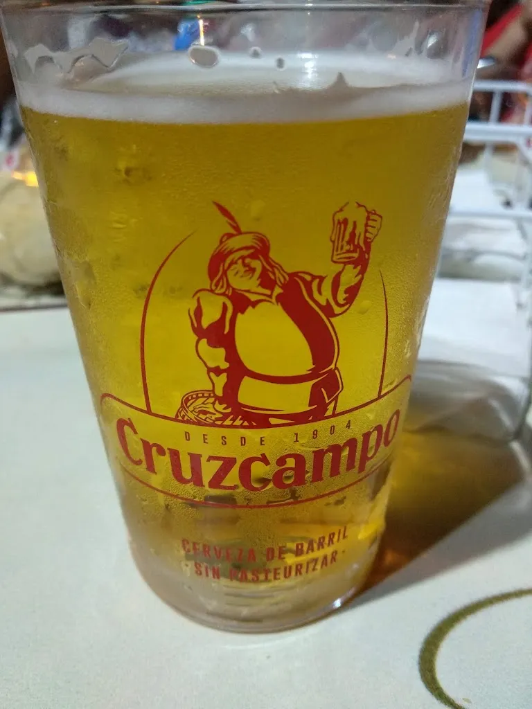 Carlos Fernández Molina_Bar restaurante Márgaro Tapas_Lora del Río_review