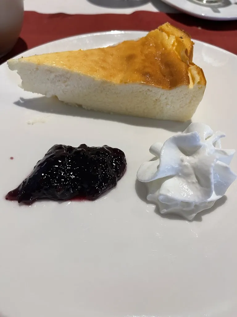 Atípico Berja_Berja_slider_image_3