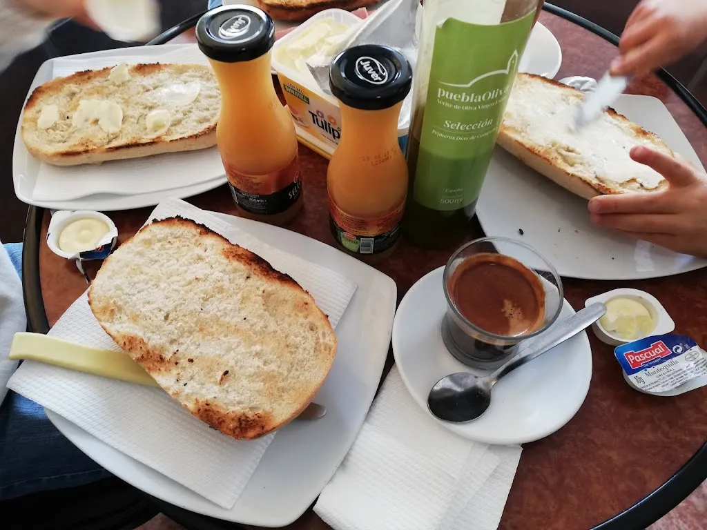 Menu_Bar los Cristales_Lora del Río_image_9