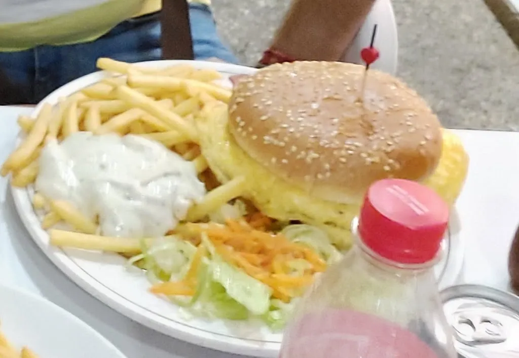 Andrés Rodríguez Rodríguez_Restaurante Burguer Lenz_Lora del Río_review