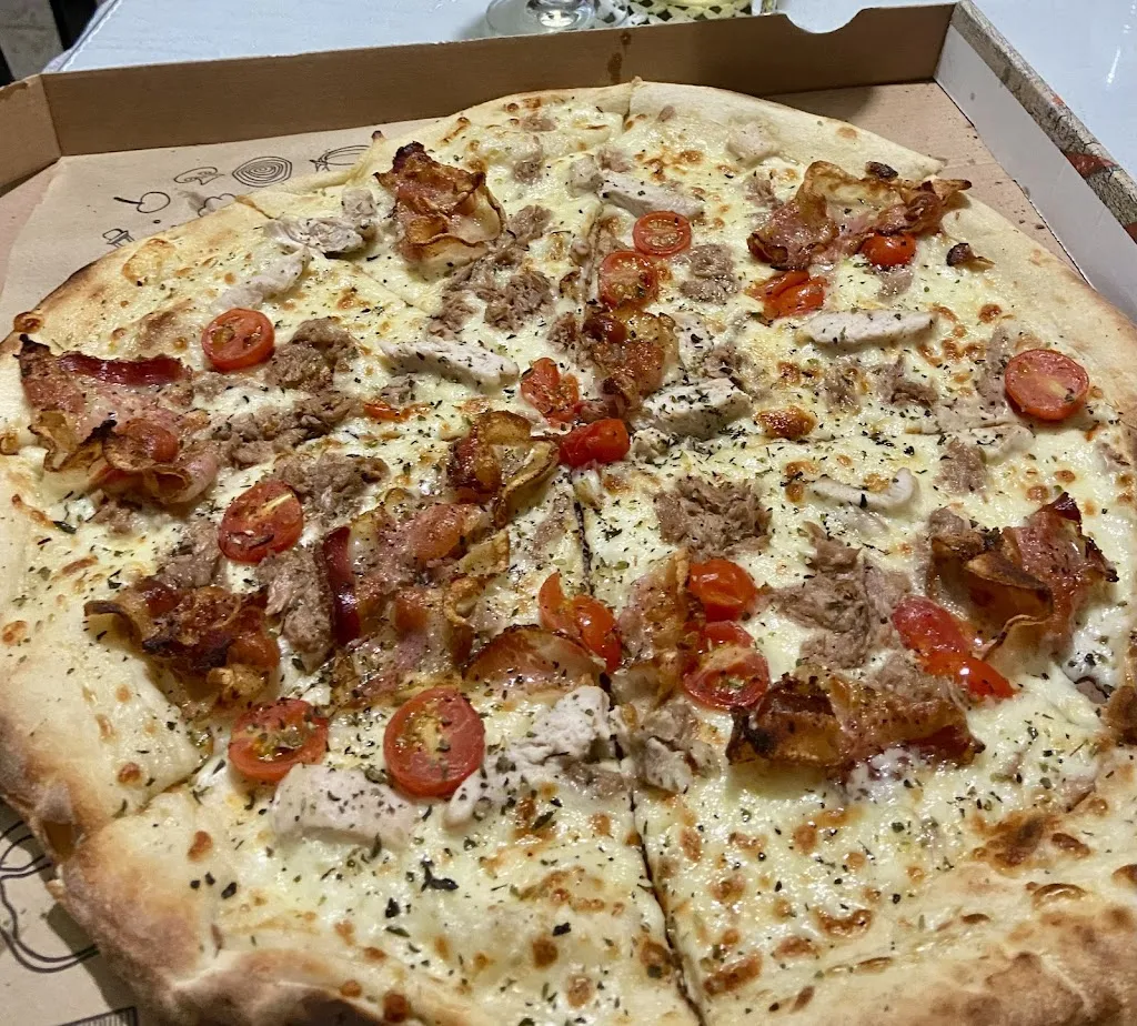 Mimi Mimi_Pizzería Rustica Napoletana Style XXL_Lora del Río_review