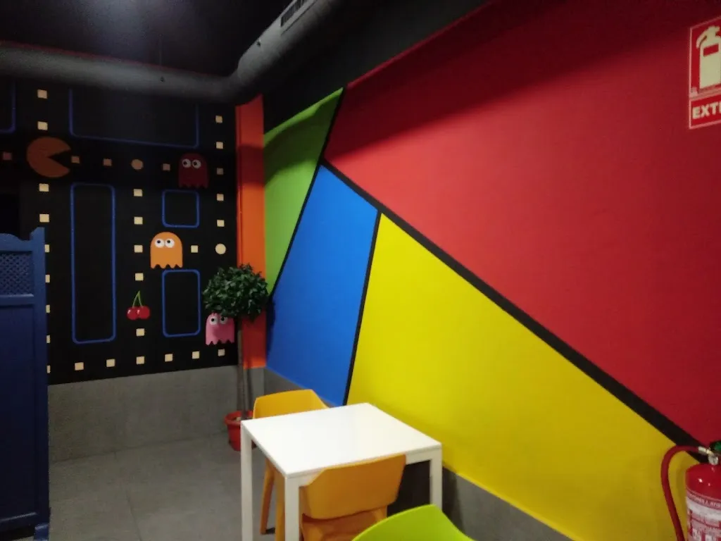 Quick Burguer_Lora del Río_slider_image_2