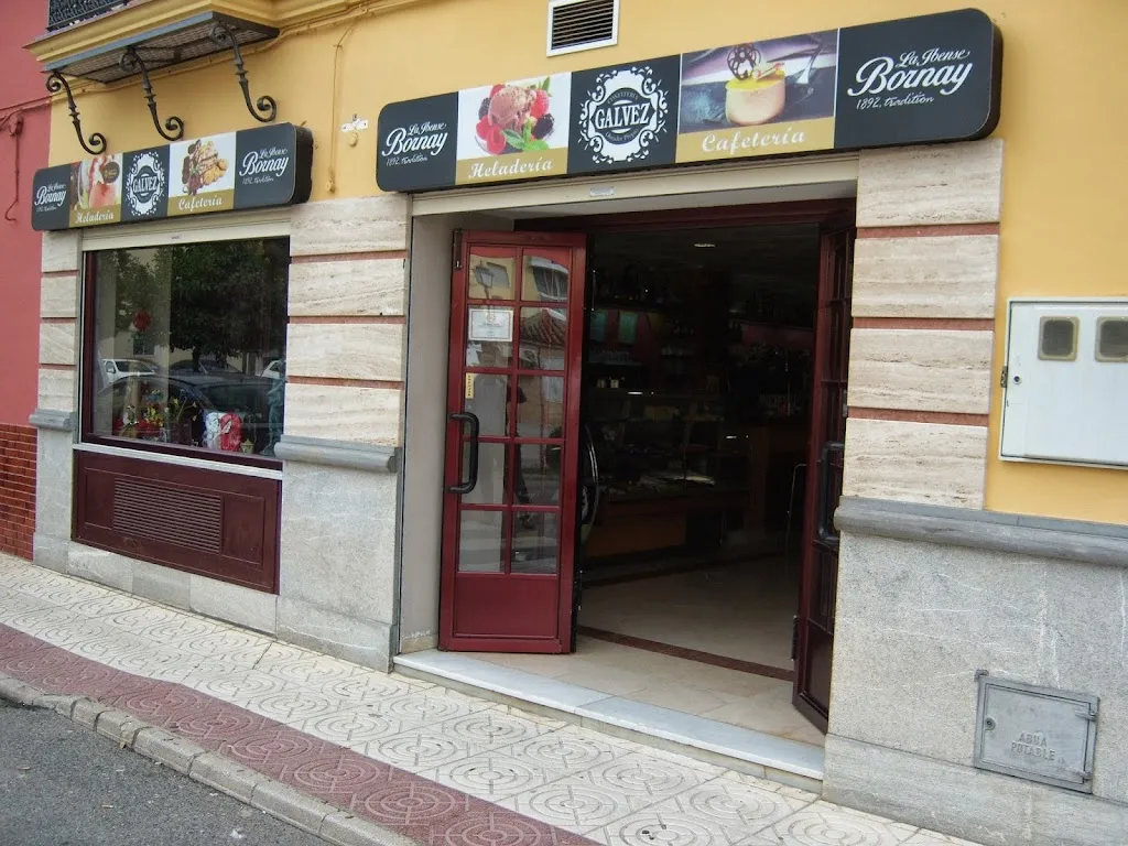 Cafetería M.Gálvez_Lora del Río_slider_image_1