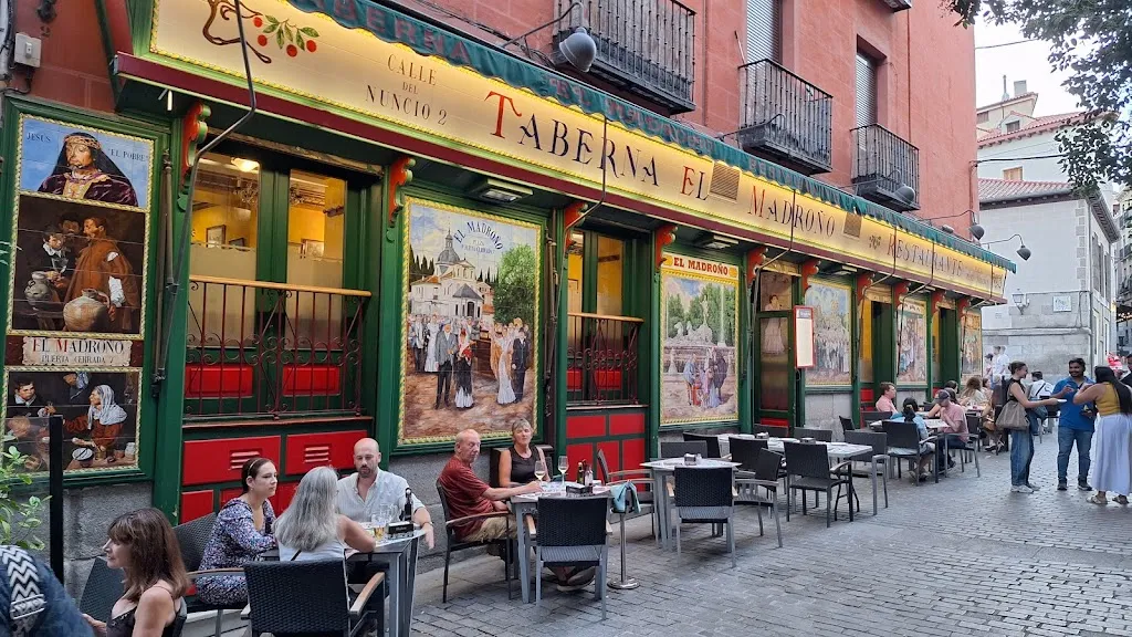 El Madroño restaurant in Madroño El