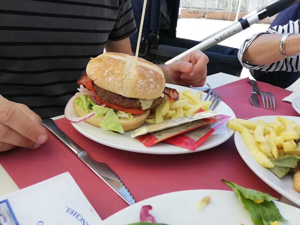 Menu_Merendero El Madroño kiosk_Madroño El_image_8