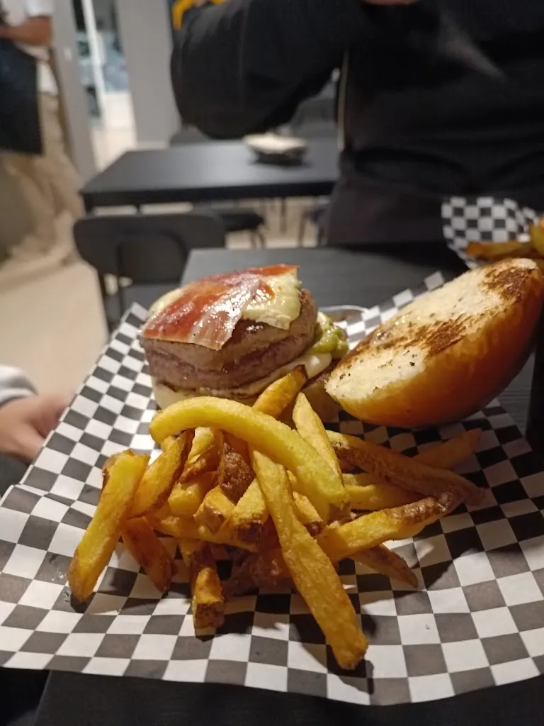 Menu_La Crem Brioche & Burger_Marchena_image_9