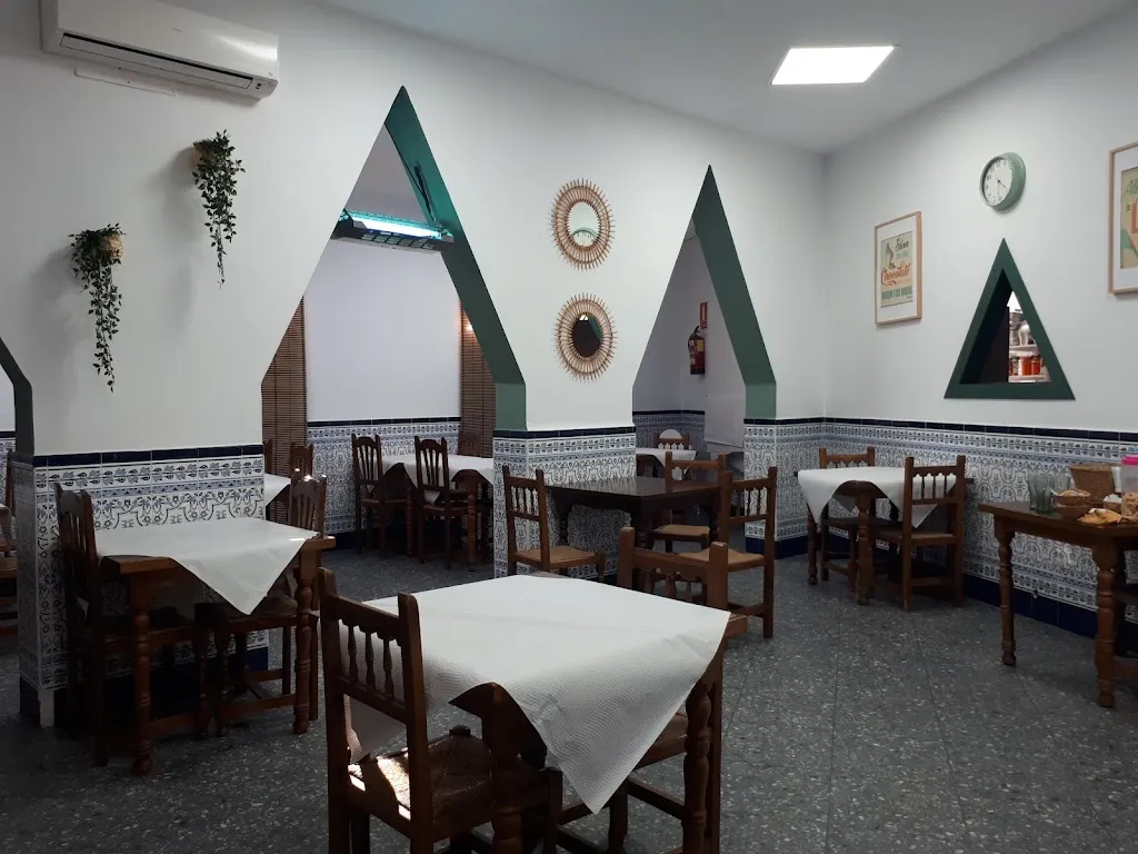 Bar Restaurante El Frenazo restaurant in Marchena