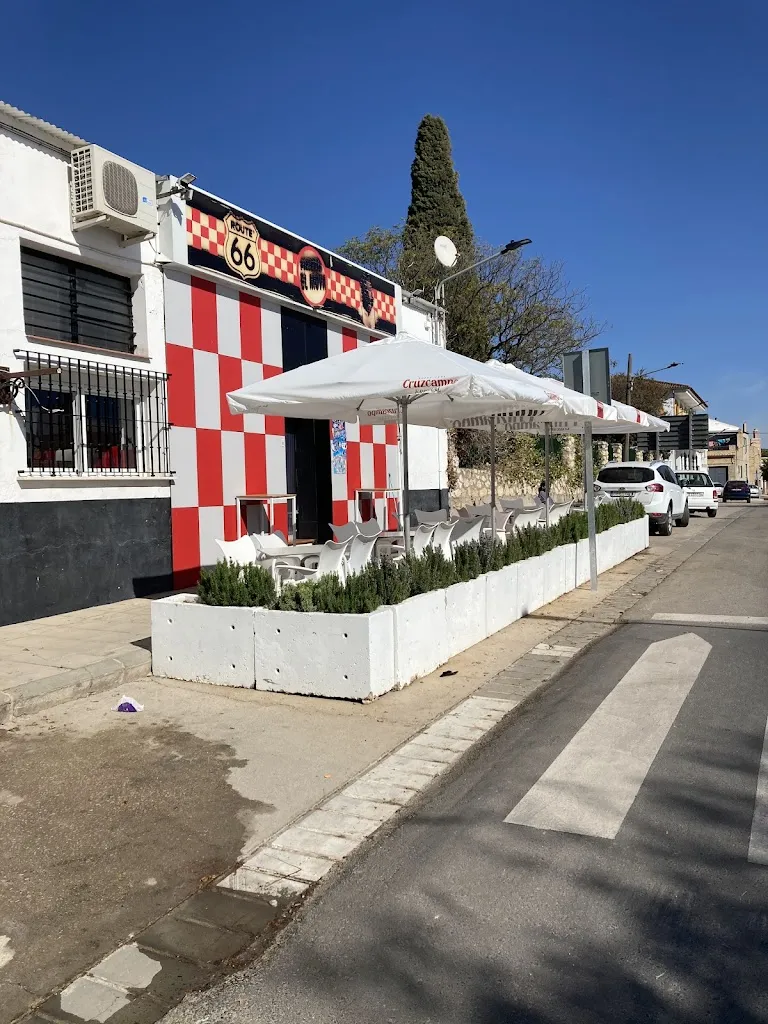 Pizzeria el Moya_Martín de la Jara_slider_image_3