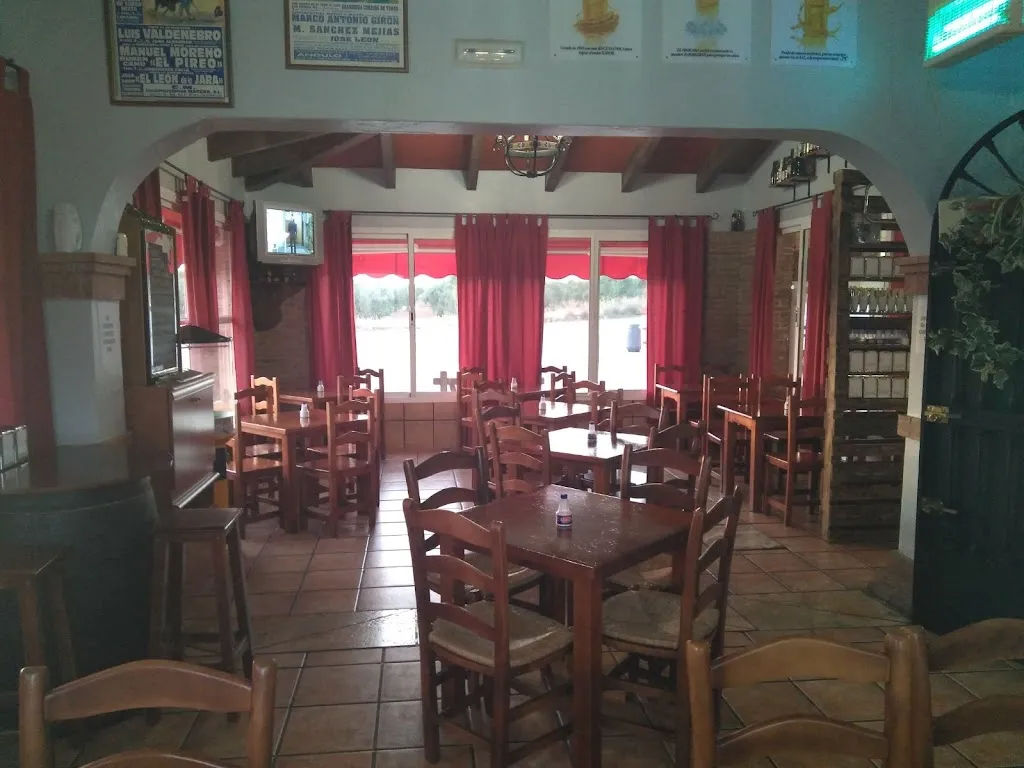 Bar Las Majadas restaurant in Martín de la Jara